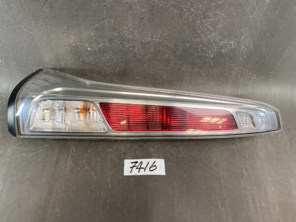 NISSAN SERENA C26 SUZUKI LANDY Taillight 220-23096 Left Side x1 » JDM-PARTS NZ