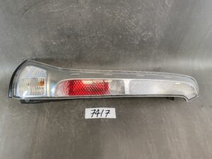 NISSAN SERENA C25 Genuine Taillight / ICHIKOH D008 / Left Side x1
