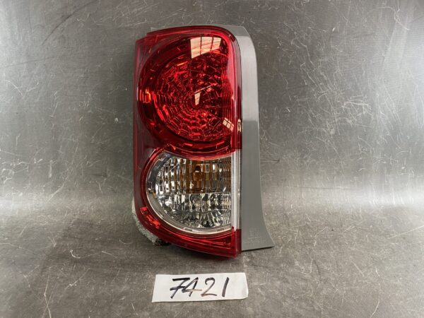 TOYOTA COROLLA RUMION NZE151N Genuine Taillight / STANLEY 12-541 L / Left Side x1 » JDM-PARTS NZ