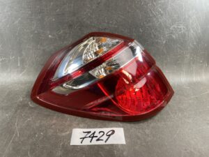 SUBARU LEGACY BP5 Genuine Taillight / KOITO 220-20952 / Left Side x1