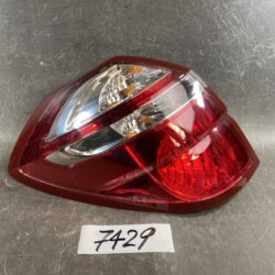 SUBARU LEGACY BP5 Genuine Taillight / KOITO 220-20952 / Left Side x1
