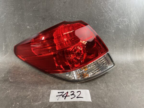 SUBARU LEGACY BR9 Genuine Taillight / KOITO 220-20067 / Left Side x1 » JDM-PARTS NZ