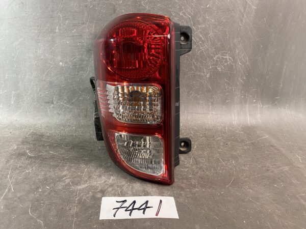 DAIHATSU BE-GO J210G Genuine Taillight / KOITO 220-51832 / Left Side x1 » JDM-PARTS NZ