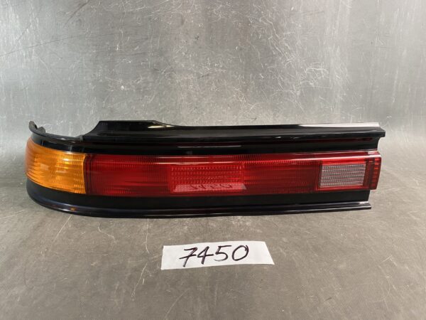 TOYOTA MARK II GX90 Genuine Taillight / ICHIKOH 22-224 / Left Side x1 » JDM-PARTS NZ
