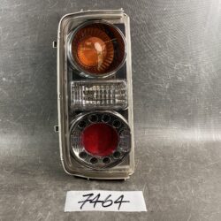 NISSAN ELGRAND E51 Genuine Taillight / ICHIKOH D005 / Left Side x1