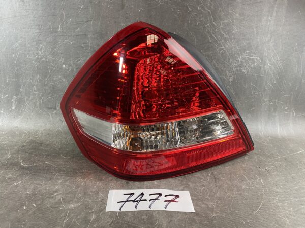 NISSAN TIIDA C11 Genuine Taillight / STANLEY P4088 L / Left Side x1 » JDM-PARTS NZ