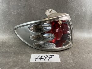 TOYOTA ESTIMA AHR10 Genuine Taillight / KOITO 28-147 / Left Side x1
