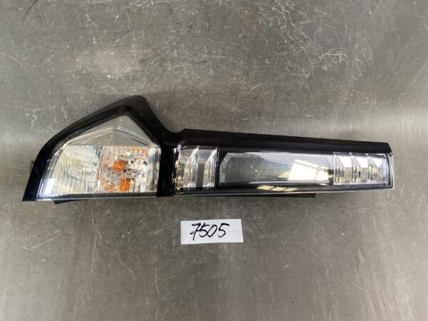DAIHATSU THOR M900S M910S Genuine Taillight / KOITO 220-69045 / Left Side x1 » JDM-PARTS NZ