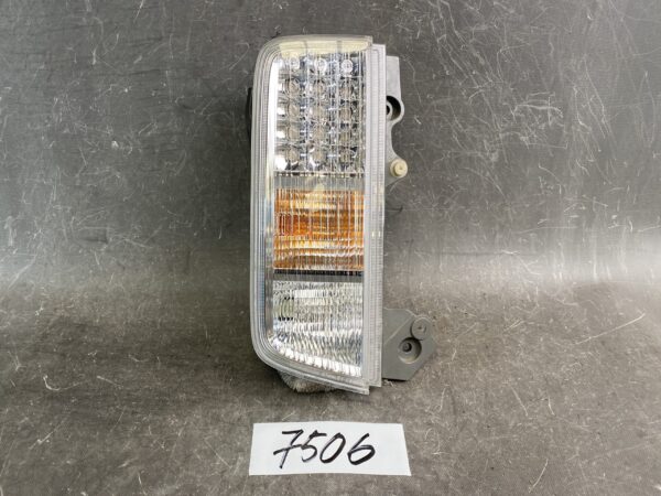 NISSAN ELGRAND E52 TE52 TNE52 PE52 PNE52 Genuine Taillight / STANLEY P8960 L / Left Side x1 » JDM-PARTS NZ