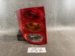 PEUGEOT 1007 A8KFV Genuine Taillight 9646116880 / Left Side x1