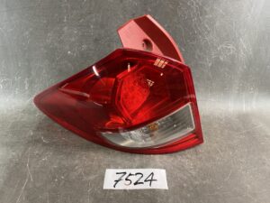 SUBARU TREZIA NCP120 NCP125 Genuine Taillight / KOITO 52-227 / Left Side x1