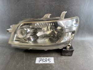 DAIHATSU COO M402S SUBARU DEX M401F Genuine HID Headlight / KOITO 100-51859 / Left Side x1