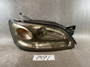 SUBARU LEGACY BH BH5 BH9 BHE Genuine HID Headlight / KOITO 100-20751 / Left Side x1