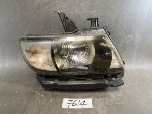 HONDA MOBILIO SPIKE GK1 GK2 Genuine HID Headlight / KOITO 100-22610 / Right Side x1