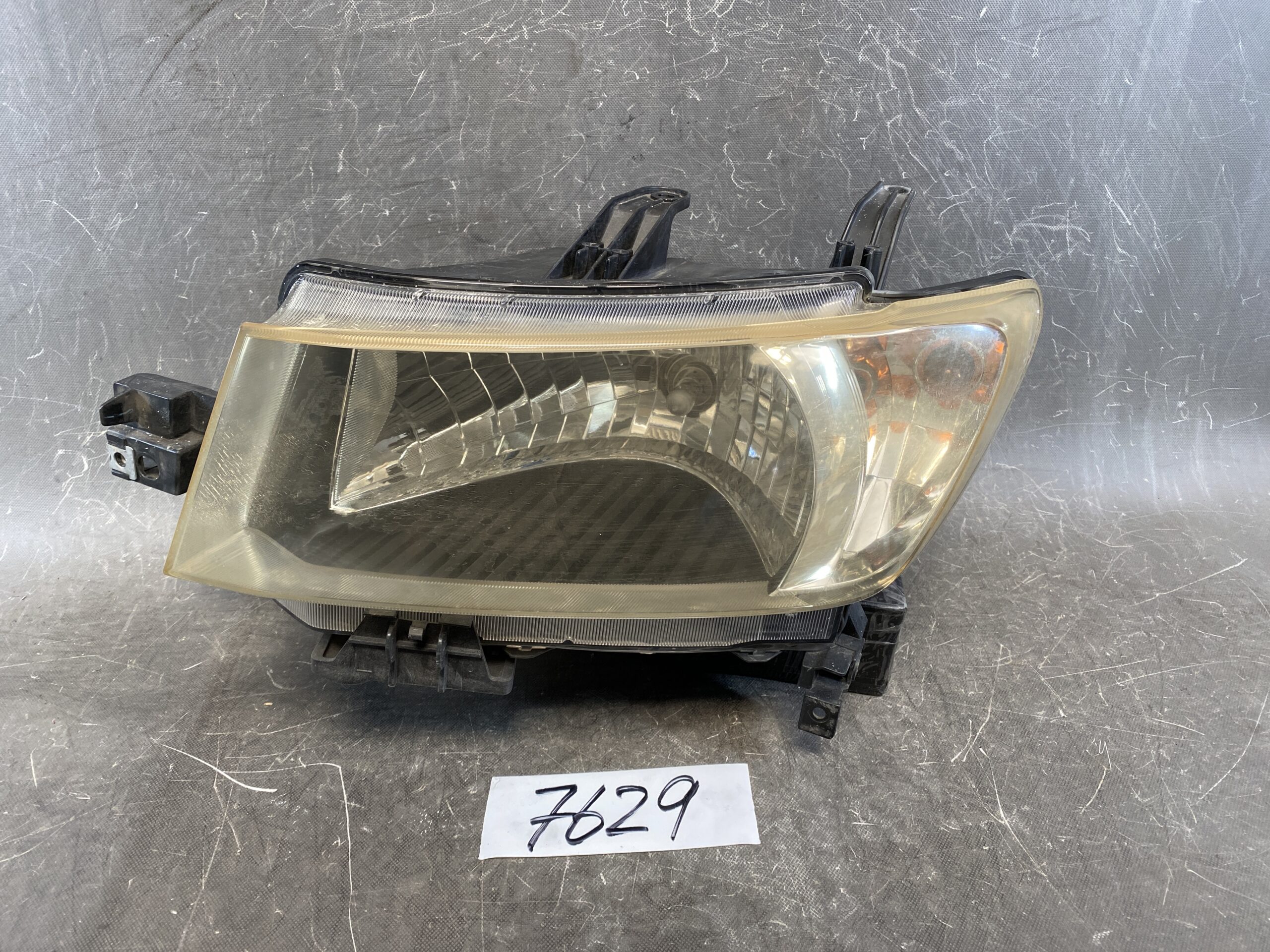 TOYOTA bB QNC20 QNC21 Genuine Headlight KOITO B1-1 Left Side x1