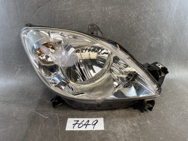 MAZDA DEMIO DY DY5W DY3W Genuine Headlight / STANLEY P5548 / Right Side x1 » JDM-PARTS NZ
