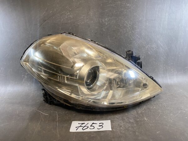 NISSAN TIIDA / TIIDA LATIO C11 NC11 SC11 SNC11 Genuine HID Headlight / STANLEY P7780 R / Right Side x1 » JDM-PARTS NZ