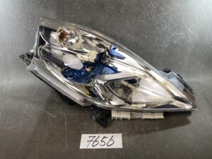 NISSAN LEAF ZE0 AZE0 Genuine LED Headlight / ICHIKOH 1862 / Right Side x1