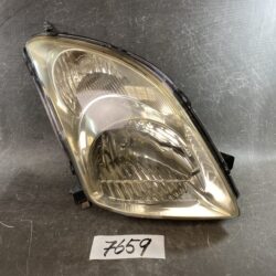 SUZUKI SWIFT ZC ZC71S ZC11S ZD11S ZC31S Genuine Headlight / STANLEY P4432 R / Left Side x1