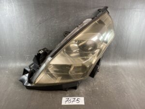 MAZDA MPV LY3P Genuine HID Headlight / STANLEY P5620 / Left Side x1