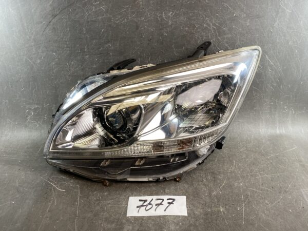 TOYOTA MARK-X ZIO GGA10 ANA10 ANA15 Genuine HID Headlight / STANLEY 72-2 / Left Side x1 » JDM-PARTS NZ