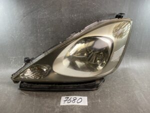 HONDA FIT GE GE6 GE7 GE8 GE9 Genuine HID Headlight / STANLEY P6869 / Left Side x1