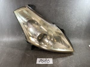NISSAN Presage U31 TU31 TNU31 PU31 Genuine Headlight / KOITO 100-63853 / Right Side x1