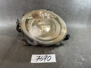 FIAT 500 500C / 31212 Genuine Headlight 45540748 DX / Right Side x1