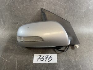 DAIHATSU BOON / SIRION M301S Genuine Door Mirror / 8079 8081 / Right Side x1