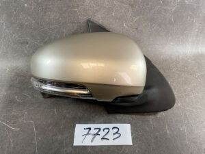 TOYOTA PASSO / DAIHATSU BOON Genuine Door Mirror With INDICATOR / 9878 9704 / Right Side x1