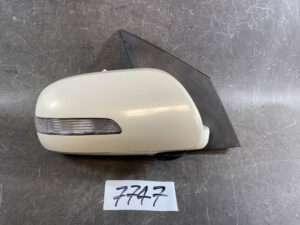 TOYOTA PASSO BOON  KGC10 KGC15 Door Mirror  8079 8081 Right Side x1
