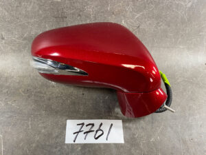 LEXUS IS IS250 IS350 GSE20 GSE21 AVE30 Door Mirror Right Side x1
