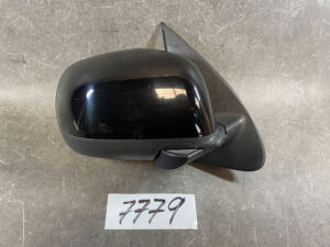 NISSAN MARCH K13 NK13 Genuine Door Mirror / 09239 / Right Side x1