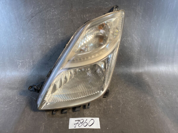 TOYOTA Prius NHW20 Genuine HID Headlight / KOITO 47-24 / Left Side x1 » JDM-PARTS NZ