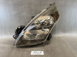 MAZDA MPV LY3P Genuine HID Headlight / STANLEY P5156 / Left Side x1