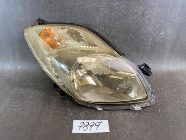 TOYOTA VITZ SCP90 KSP90 NCP90 NCP91 NCP95 Genuine Headlight / ICHIKOH 52-184 / Right Side x1 » JDM-PARTS NZ