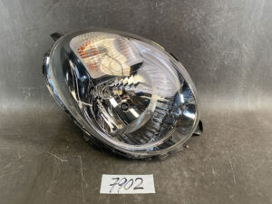 SUZUKI MR WAGON MF22S Genuine Headlight / STANLEY P5540 / Right Side x1