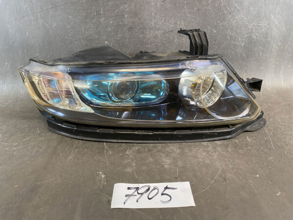 HONDA ODYSSEY RB1 RB2 Genuine HID Headlight / STANLEY P4222 / Right Side x1 » JDM-PARTS NZ