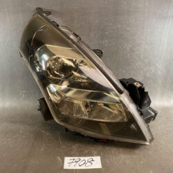 MAZDA MPV LY3P Genuine HID Headlight / STANLEY P5620 / Right Side x1