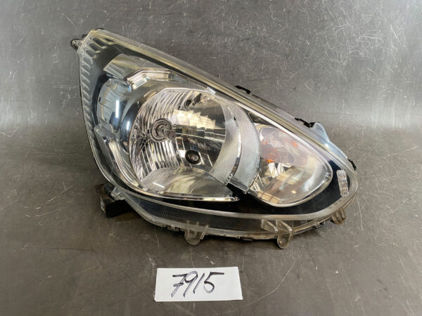 MITSUBISHI MIRAGE A05A A03A Genuine Headlight / STANLEY W0504 / Right Side x1 » JDM-PARTS NZ