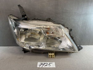 NISSAN SERENA C26 SUZUKI LANDY Genuine HID Headlight / KOITO 100-23097 / Right Side x1