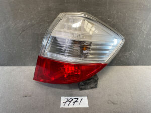 HONDA FIT JAZZ GE Genuine Taillight STANLEY P7612 R  Right Side x1