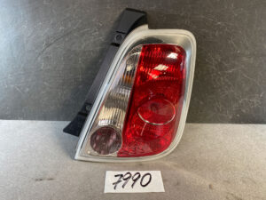 FIAT 500 500C 312 Genuine Taillight 27043201 Right Side x1