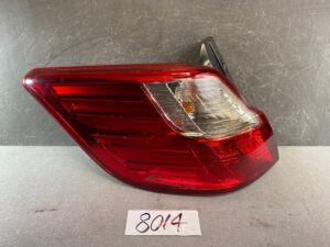 SUBARU EXIGA YA YA4 YA5 Genuine Taillight / ICHIKOH D060 / Left Side x1