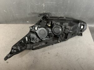 PEUGEOT 208 A9CHMO1 Genuine Headlight 9802221780, 89905958 / Right Side x1