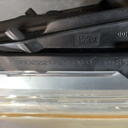 PEUGEOT 208 A9CHMO1 Genuine Headlight 9802221780, 89905958 / Right Side x1