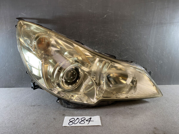 SUBARU LEGACY BR9 Genuine HID Headlight  KOITO 100-20061 Right Side x1