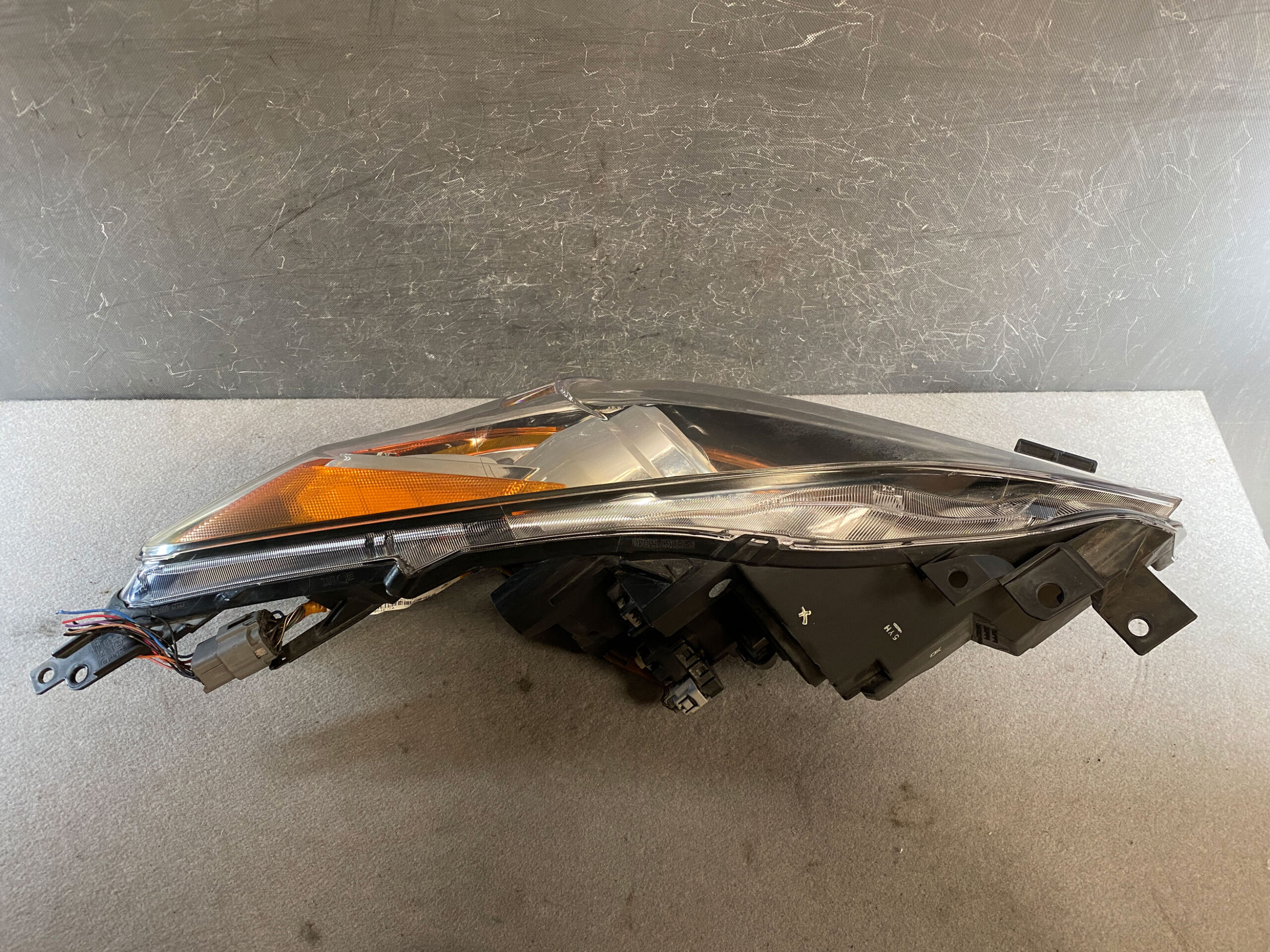 MAZDA AXELA BL BLEFW BL5FW HEADLIGHT 100-41343 LEFT Side x1 - Image 7