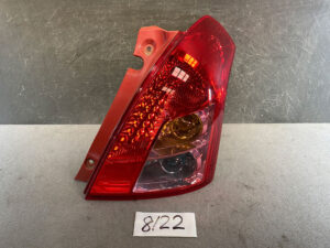 SUZUKI SWIFT ZC ZC71S ZC11S ZD11S ZC31S Genuine Taillight / 5696 S1-R / Right Side x1