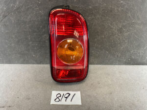 BMW MINI COOPER Clubman R55 Genuine Taillight 2755116 Right Side x1